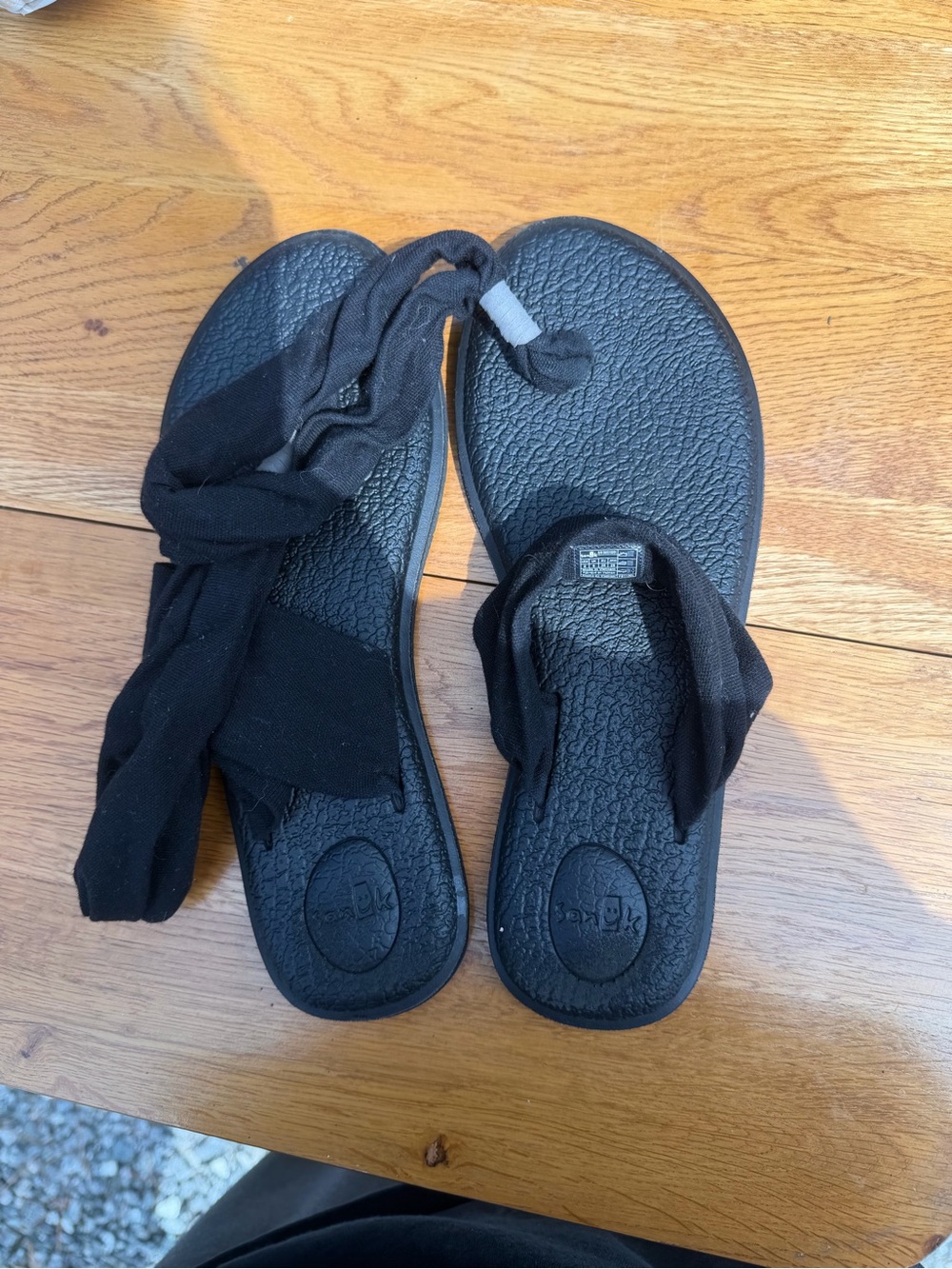 Sanuk Black Fabric Wrap Sandals